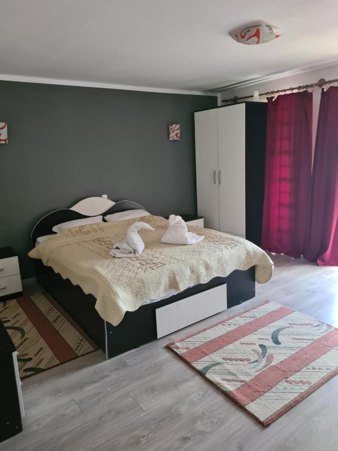 Casa Voronet Hotel Luaran gambar