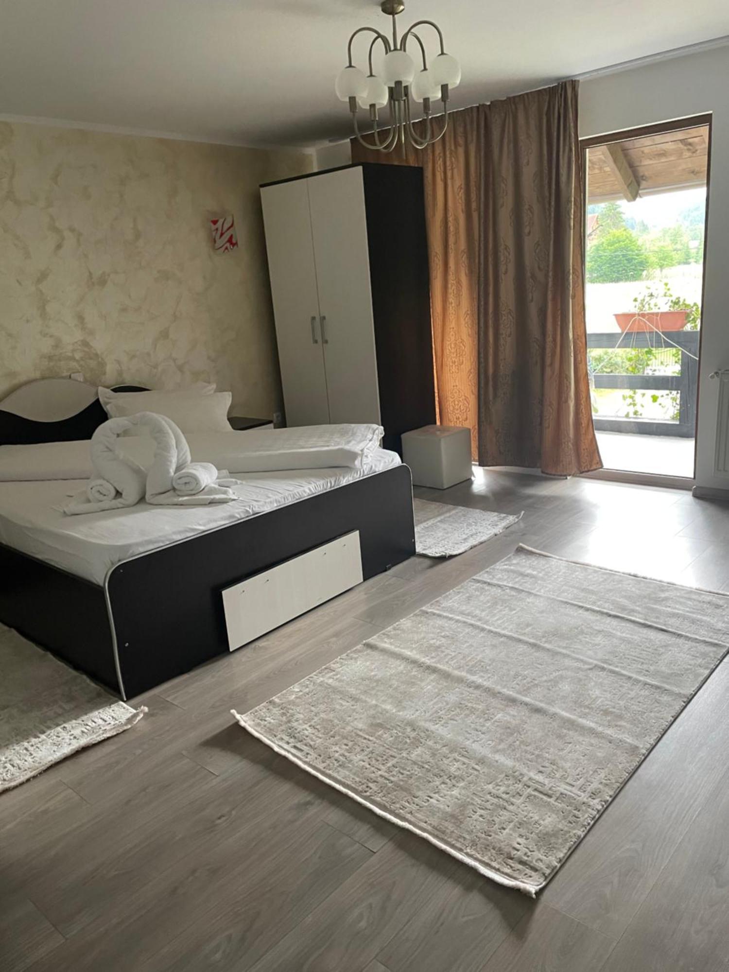 Casa Voronet Hotel Luaran gambar