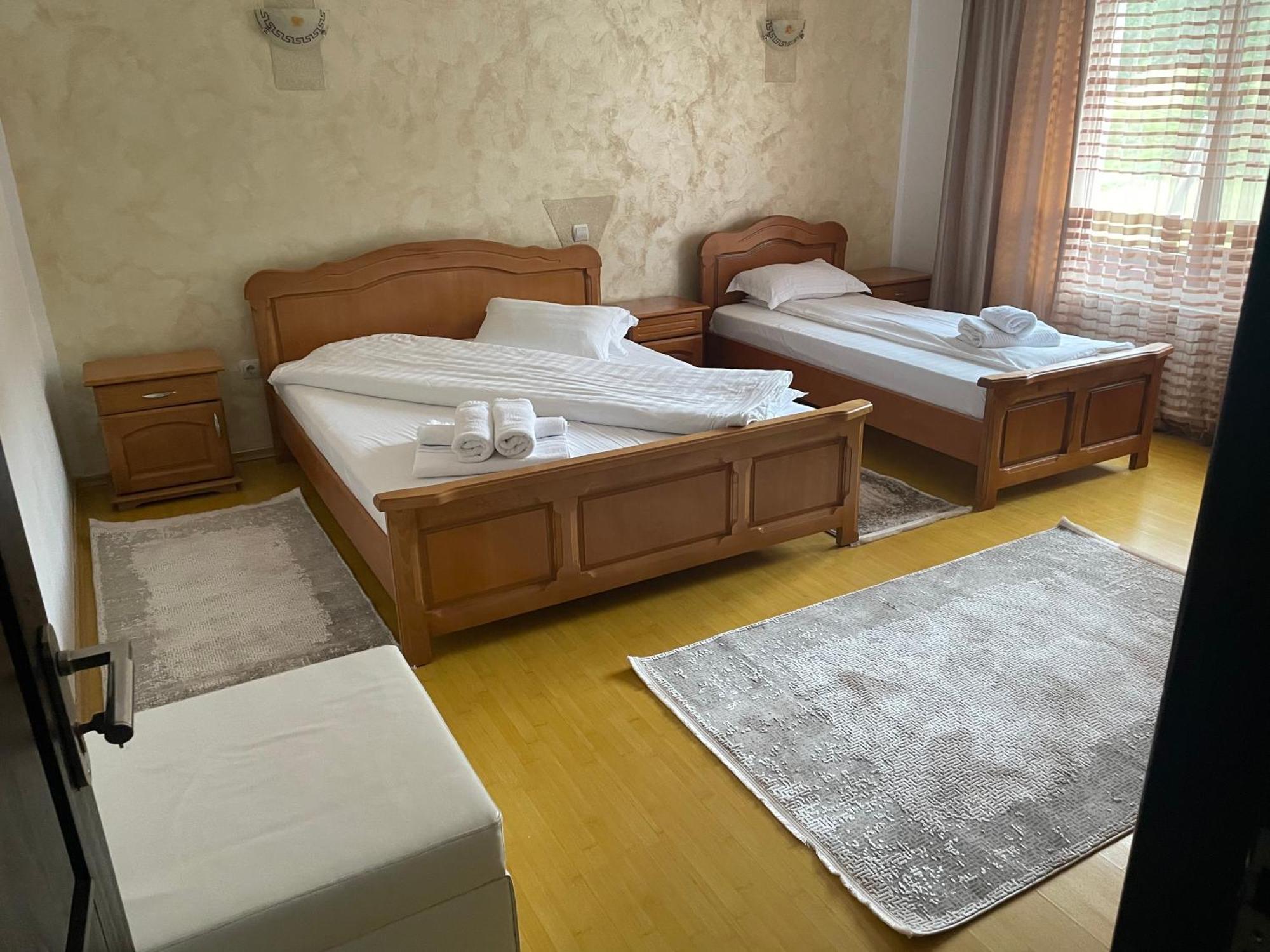 Casa Voronet Hotel Luaran gambar